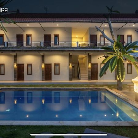 Cempaka Mas Guest House Canggu Εξωτερικό φωτογραφία